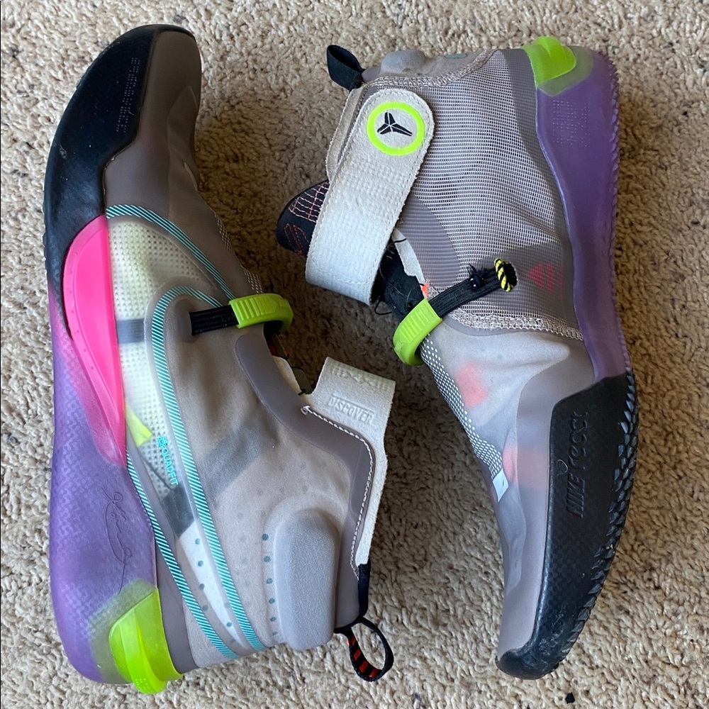 Nike Kobe AD NXT FF Basketball sneakers